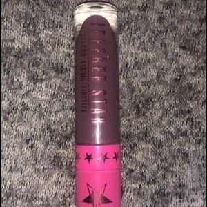 Jeffree Star liquid lip